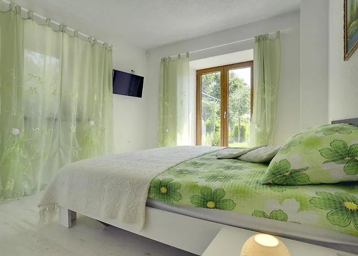 Bella Villa Paz