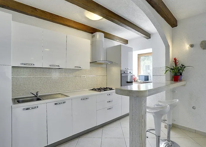 Bella Villa