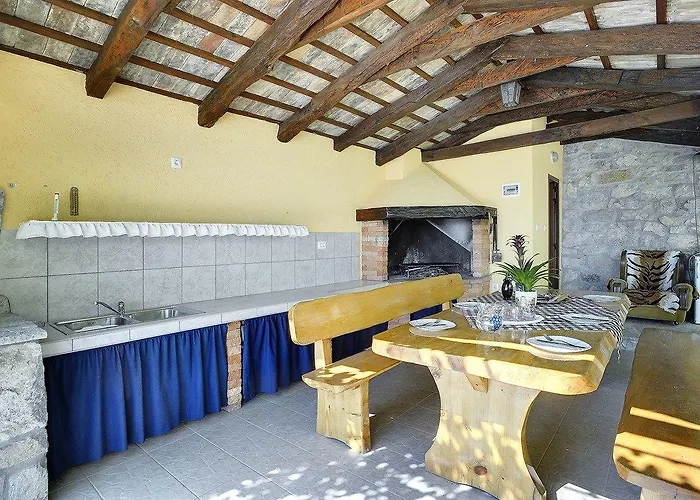 Bella Villa Paz